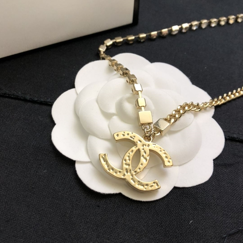 Ch**el necklaces